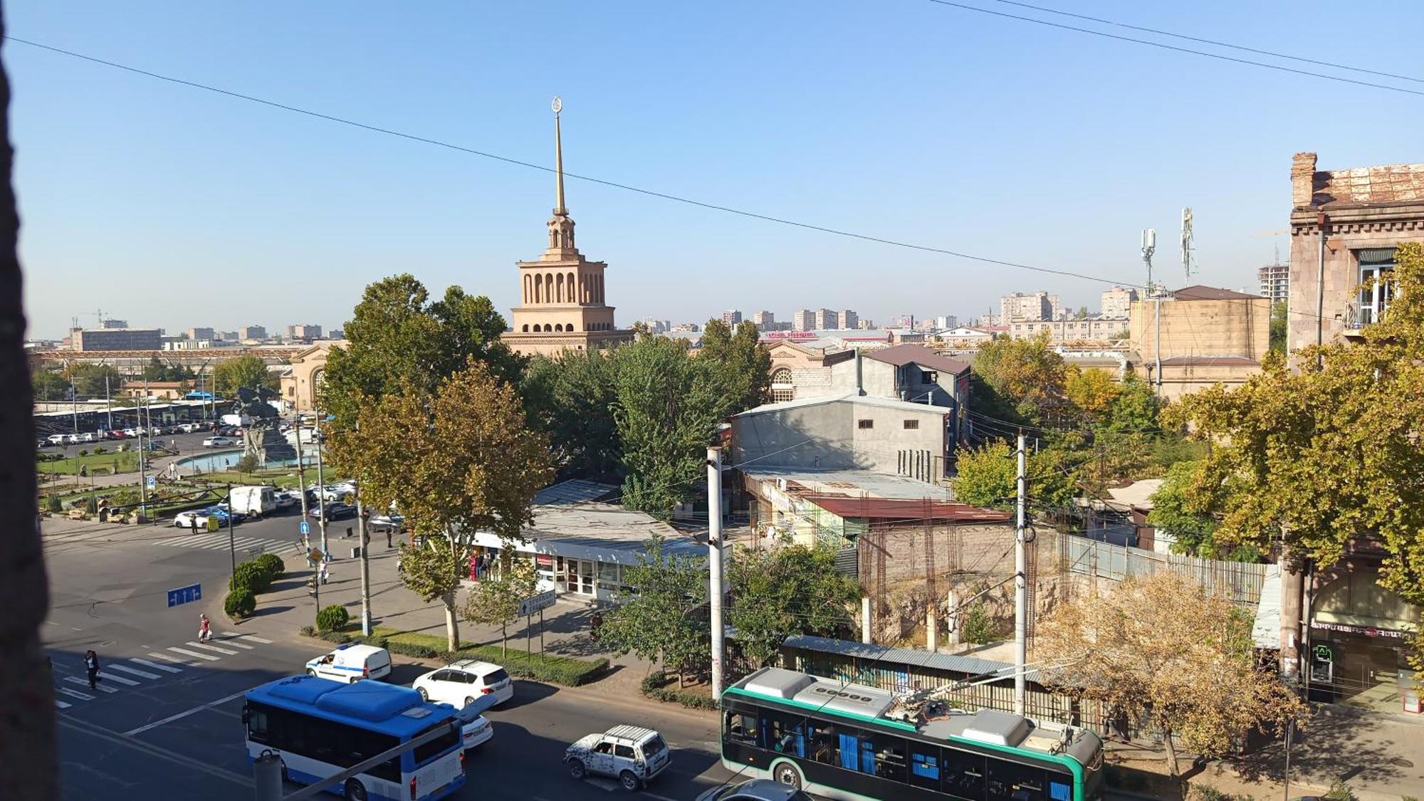 Living Spaces - Guesthouse Yerevan Exterior photo